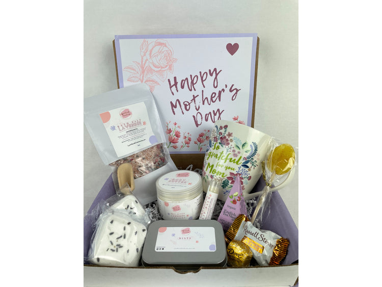 Relax and Pamper Gift Box, Mom Spa Gift Set, Mother's Day Gift, Thinking of You Care Package, Self Care Basket, Mama Self Care Kit